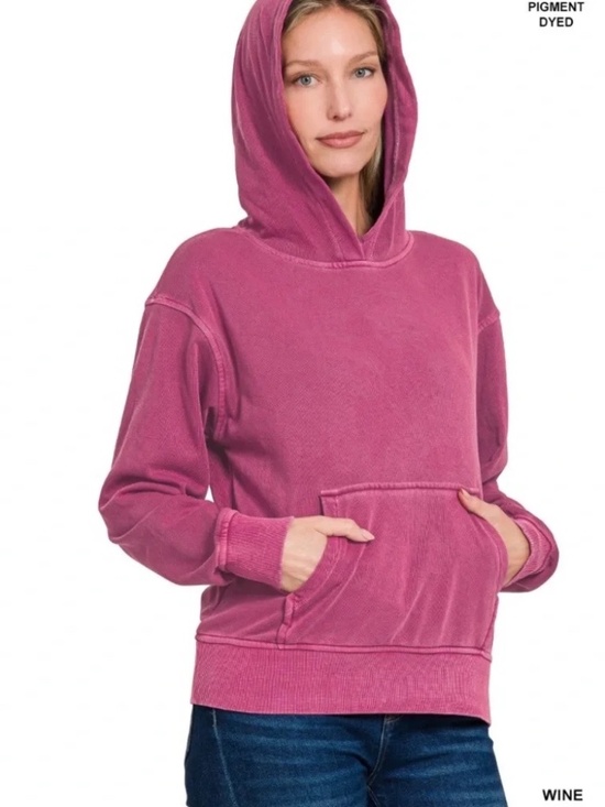 Zenana Outfitters Tops - New Zenana Soft Fleece Pigment Dyed Kangaroo Pocket Pink Hoodie Women’s Small